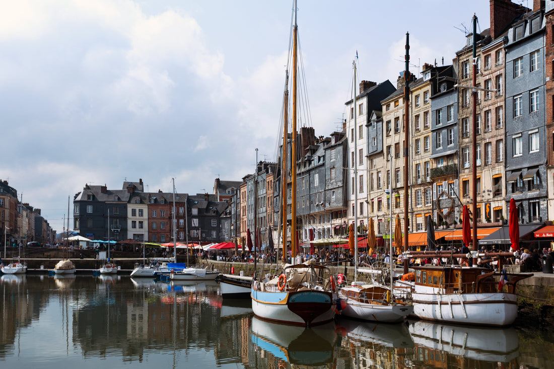 Pourquoi notre studio est installé à Honfleur, une ville qui inspire les artistes depuis des siècles
